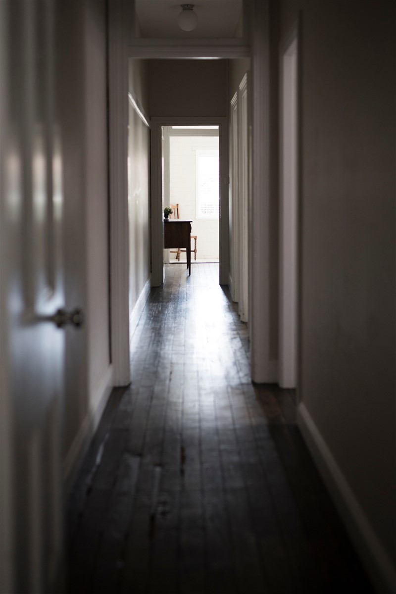 éclaircir un couloir sombre